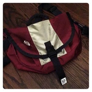 Timbuk2 small crossbody messenger
